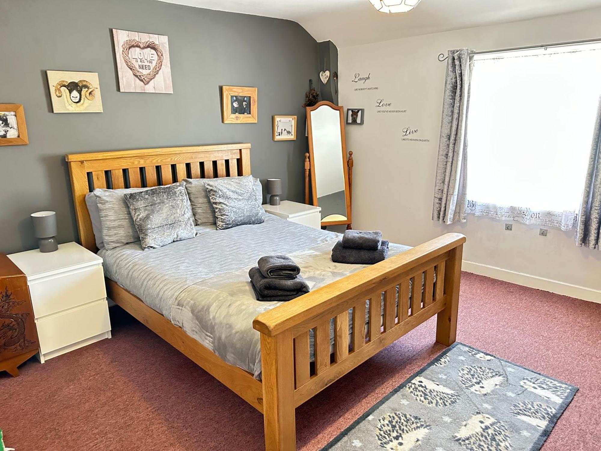 Llanidloes Townhouse-Pet-Friendly-Sleeps 6-Mid Wales Appartement Buitenkant foto